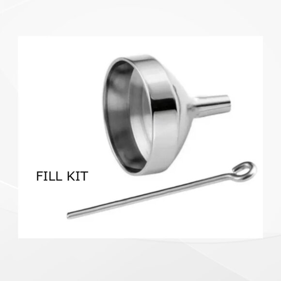 Silver and Green Clover Necklace - Picture 4 of 5